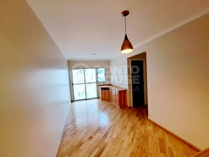 Apartamento para alugar de 2 dormitórios 2 vagas no Condomínio Aeroporto