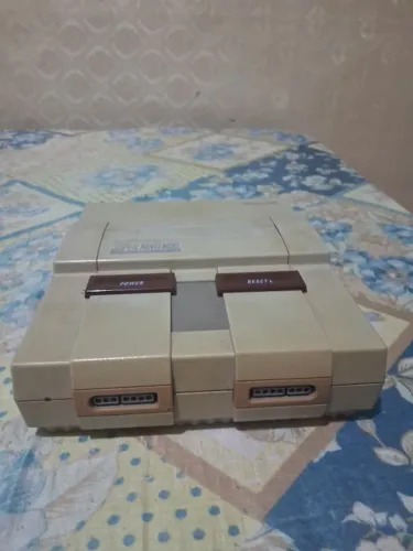 Super Nintendo conservado com 2 jogos originais!!!