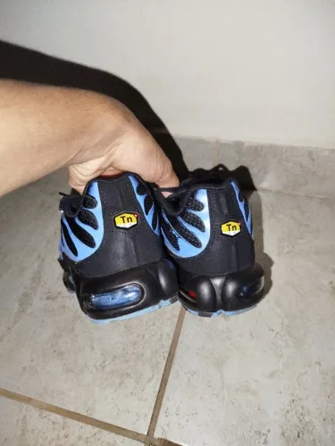Vendo tênis Nike TN