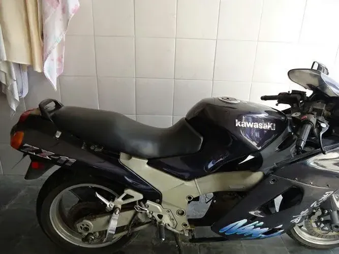 Balança de alumínio original da Kawasaki ZX 11