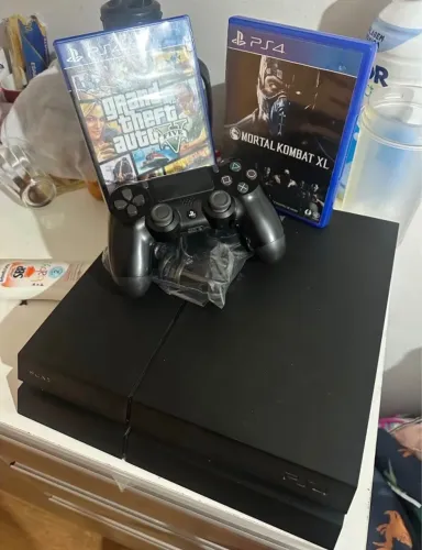 Ps4 a venda mas detalhes pv