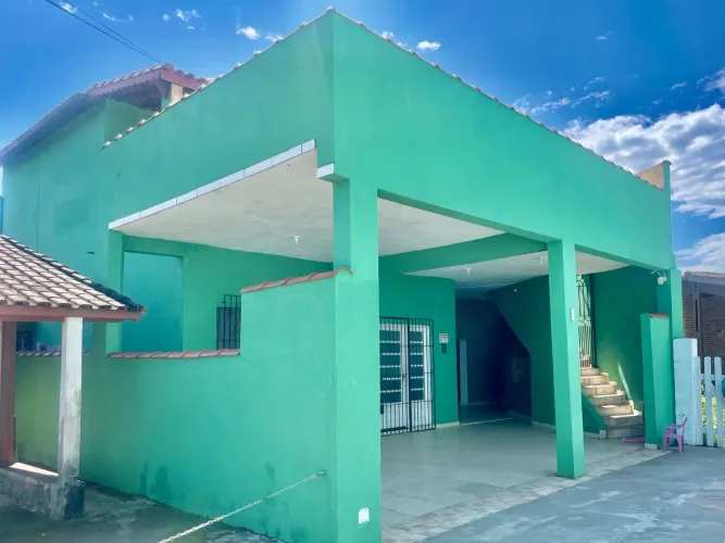 Casa com Piscina