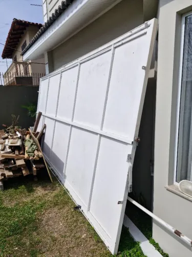 Portão Basculante