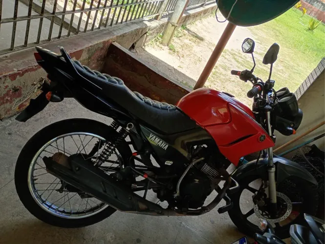 Vendo moto facto