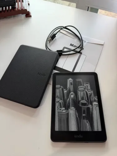 Kindle Paperwhite Signature Edition