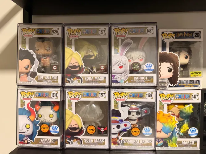 Desapego funkos one piece + brinde HP