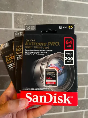 Cartão de memória SanDisk SD - Novo, lacrado