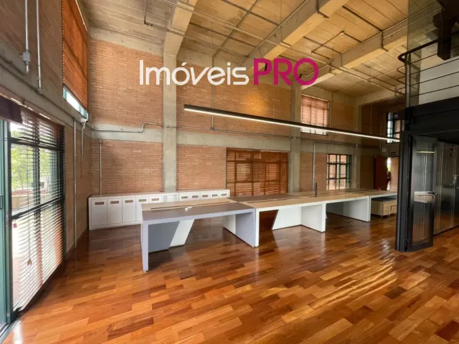 Conjunto comercial 173 m² para locação na Vila Madalena