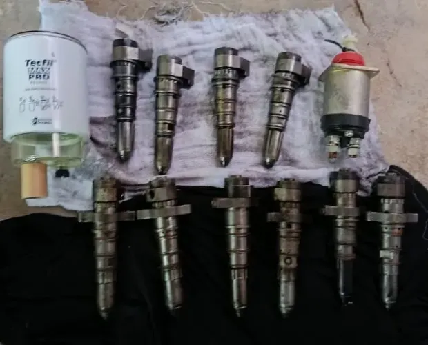 Bicos injetores Cummins/ automático/ filtro racie
