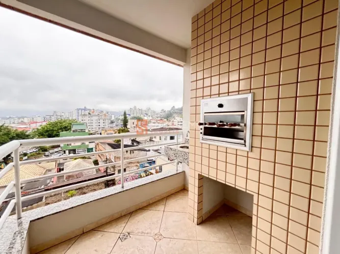 Trindade | Apartamento 2 quartos, sendo 1 suite