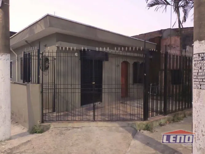 Casa com 3 dormitórios à venda, 130 m² por R$ 570.000,00 - Vila Pierina - São Paulo/SP