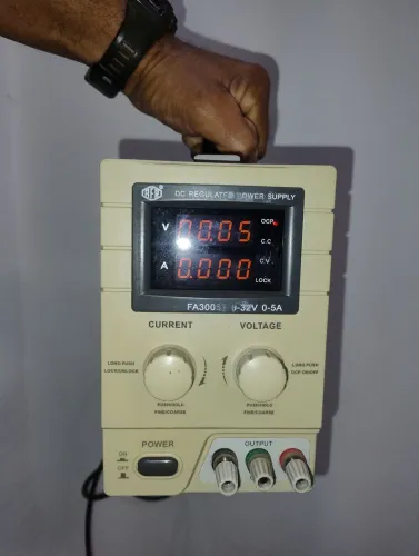 Fonte de Alimentação DC FA 3005T 0-32V 0-5A