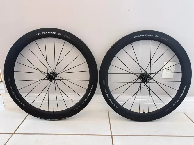 Rodas Shimano Dura-Ace WH-R9270 C60 Carbon 700C Tubeless Disc