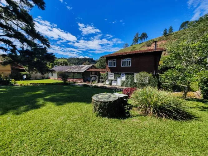 Casa com 4 dormitórios à venda, 116 m² por R$ 600.000,00 - Parque Boa União - Teresópolis/