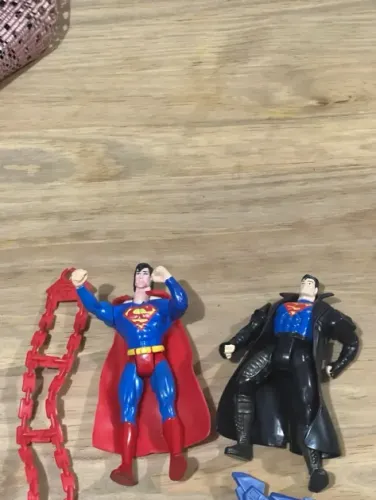 Superman (Boneco anos 90)