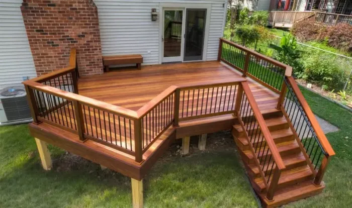 deck em madeira para piscina, ofuro, sauna, etc