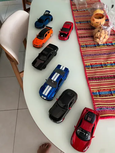 Coleção Miniaturas Carros 1:24