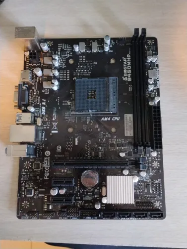 Placa Biostar B450M