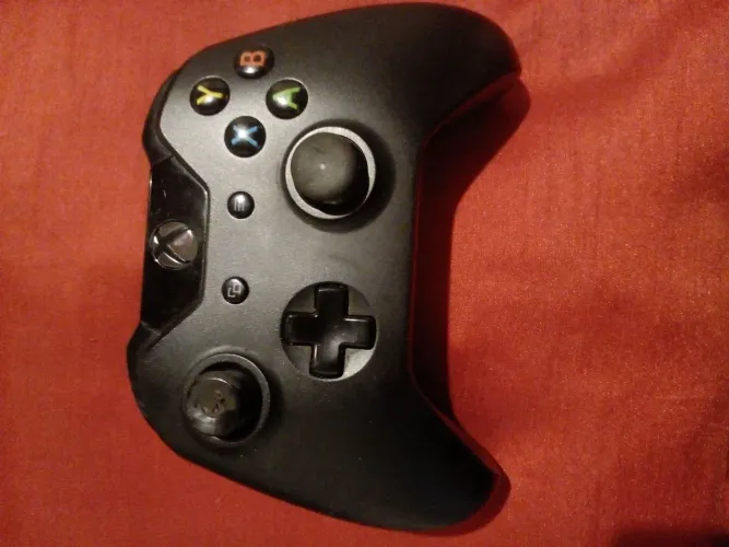 Controle original x box onee novo....