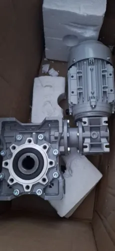 Motor redutor novo na caixa sem uso