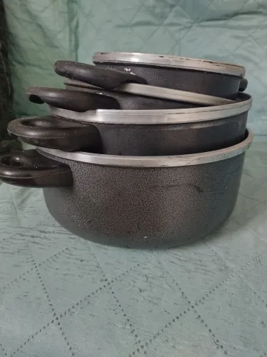 Conjunto 4 panelas + frigideira alumínio