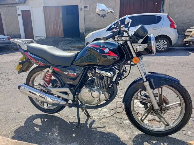 Vendo Suzuki GSR 150i em bom estado de conservação