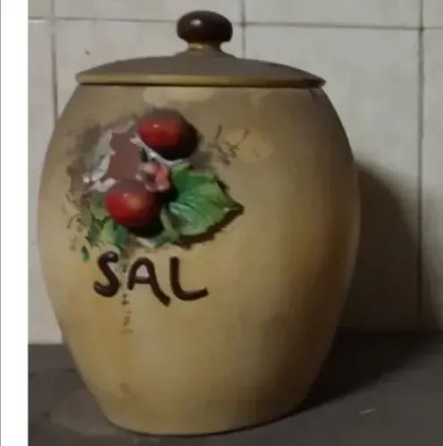 Pote Saleiro Cerâmica Com Relevo E Detalhes 17x20cm (Usado)