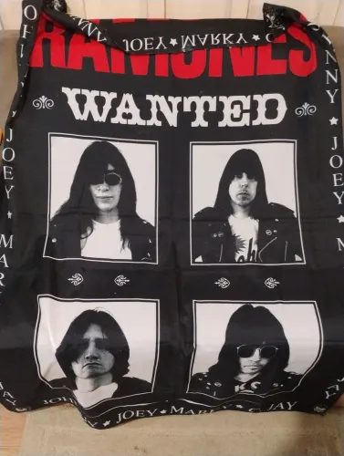 Bandeira _ RAMONES - Wanted *(Raridade)*