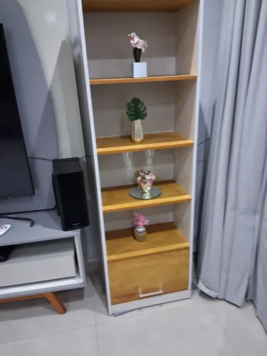 Estante sala 