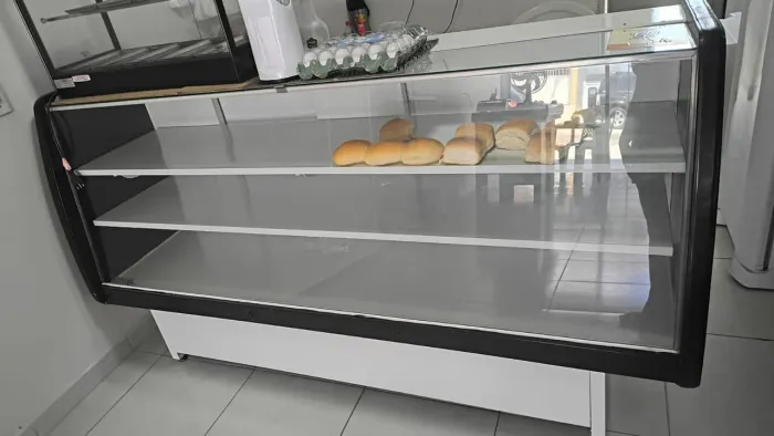 Balcão Vitrine Expositora para Padaria e Lanchonete