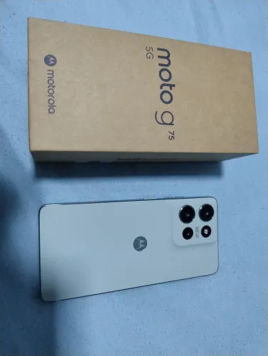 Moto G75 cinza 256 GB 1 mês de uso completo nota fiscal