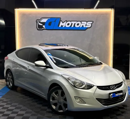 Hyundai Elantra GLS 1.8 16V Aut. 2012