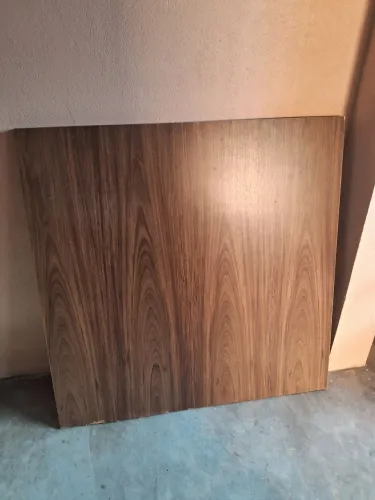 Vendo espelho usado e cabeceira de cama solteiro