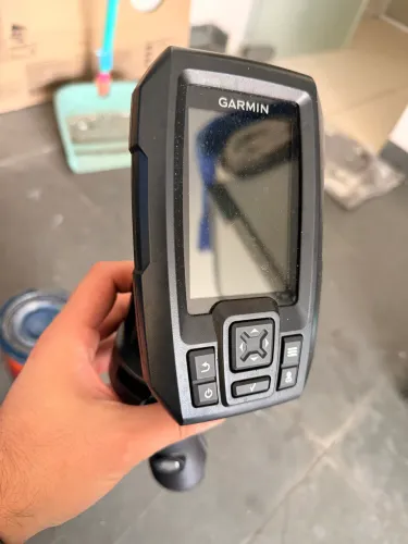 Sonar Garmin striker 4