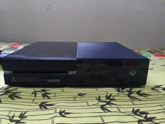 XBOX ONE+2 CONTROLES ORIGINAIS+GTA V