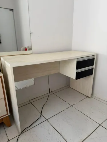 ESCRIVANINHA COM 2 GAVETAS - R$ 250