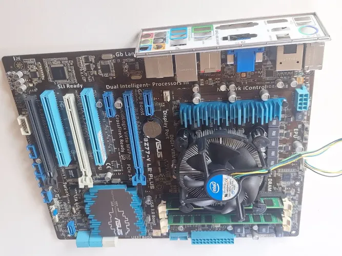 Kit placa mae asus 1155 processador i7 3770 + 16g vai como está nas fotos 