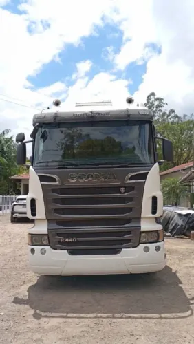 Scania R440
