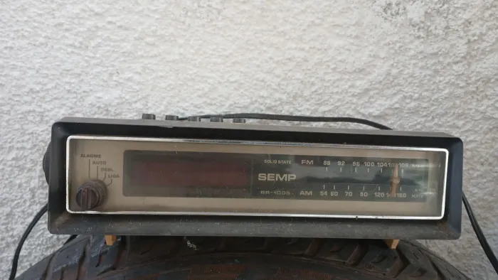 Radio antigo semp funcionando