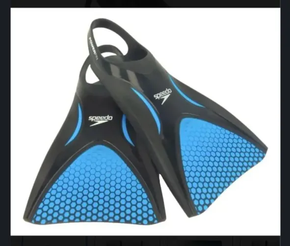 Nadadeira Speedo power fin Tam M pé de pato ,usada em excelente estado!