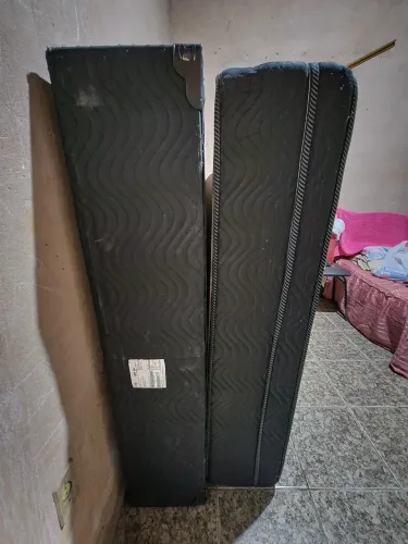 Cama box com colchão