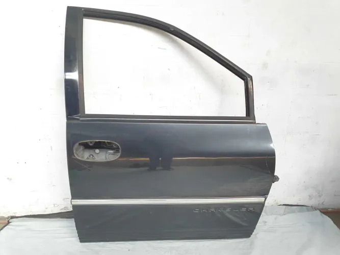 Porta Dianteira Direita Chrysler Grand Caravan 96 97 98 99 