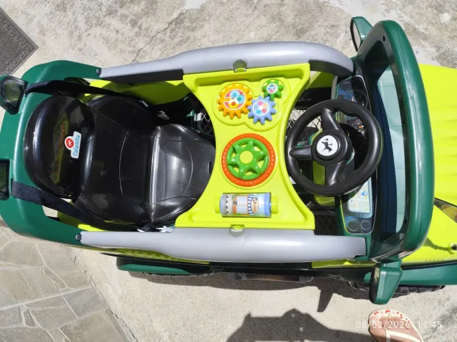 Carrinho semi novo