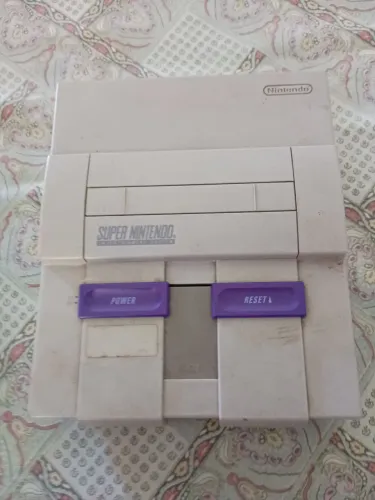 Vende_ se console de super Nintendo