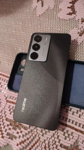 Realme c75