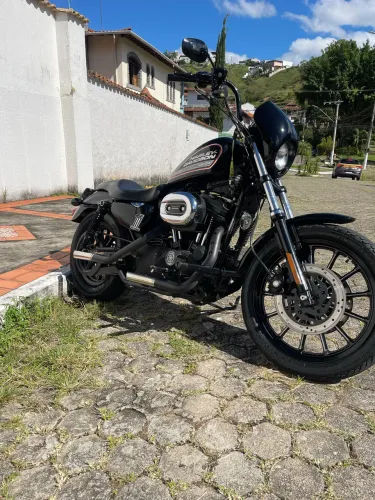 Harley 883R
