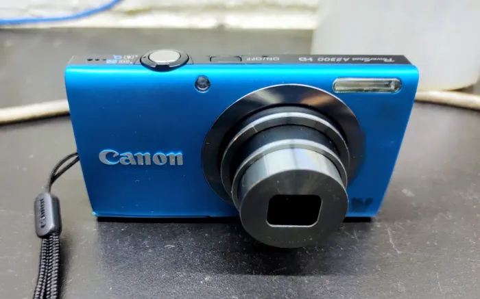 Camera Digital Canon A2300 HD
