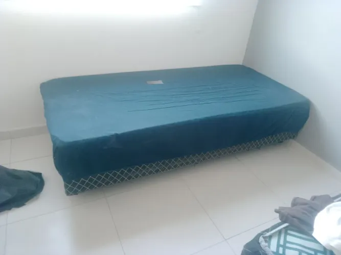 Cama de solteiro box