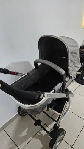 Carrinho de bebê Moisés