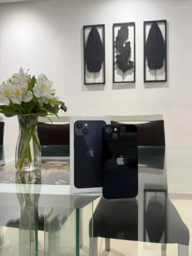iPhone 13 Midnight 256gb